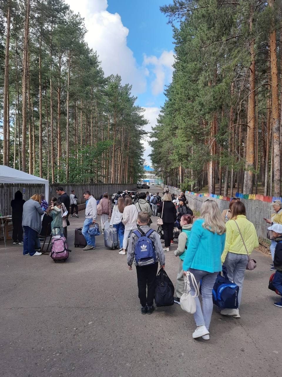 Дети сотрудников АО «Аммоний» из Менделеевска отправились в лагерь