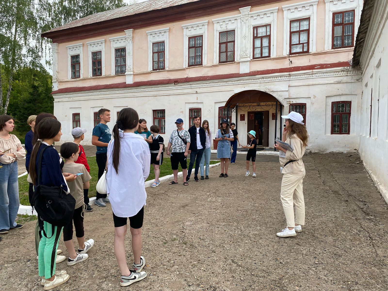 Ушковская плитка и блины из печи: в Менделеевске прошла «Молодежная ночь музеев»