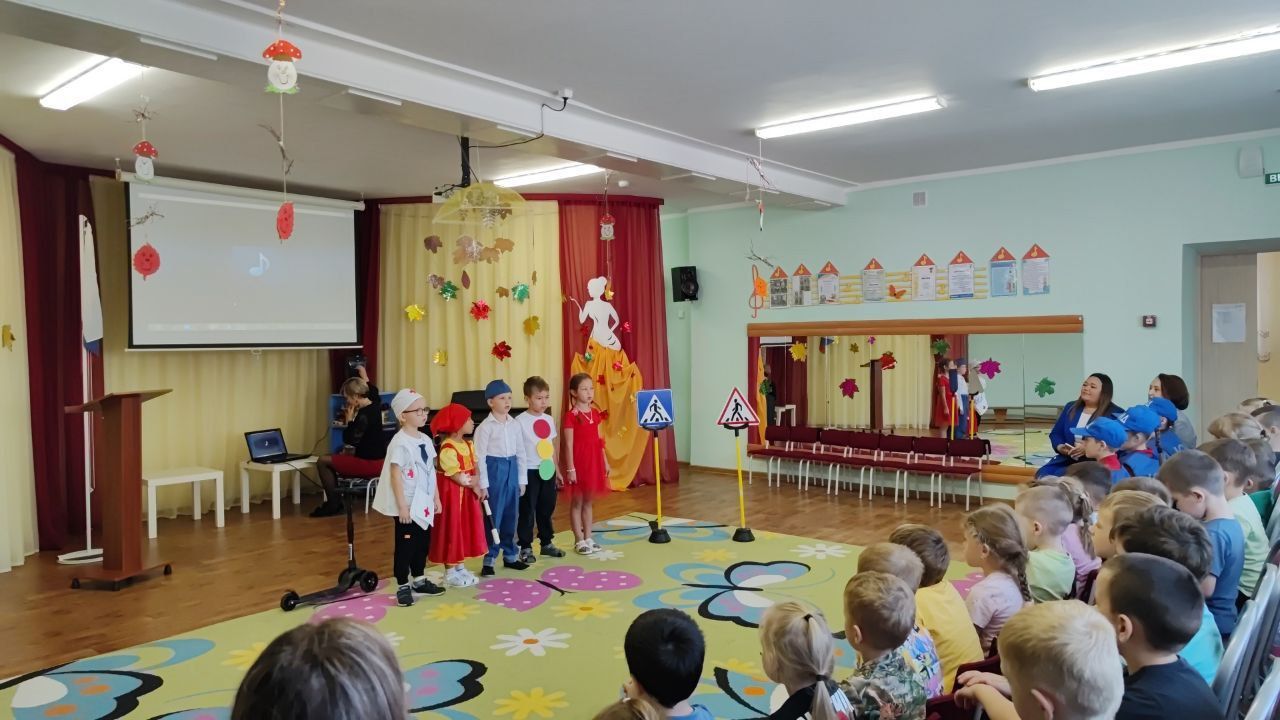 В детском саду № 10 прошла традиционная ежегодная акция «Безопасный переход»