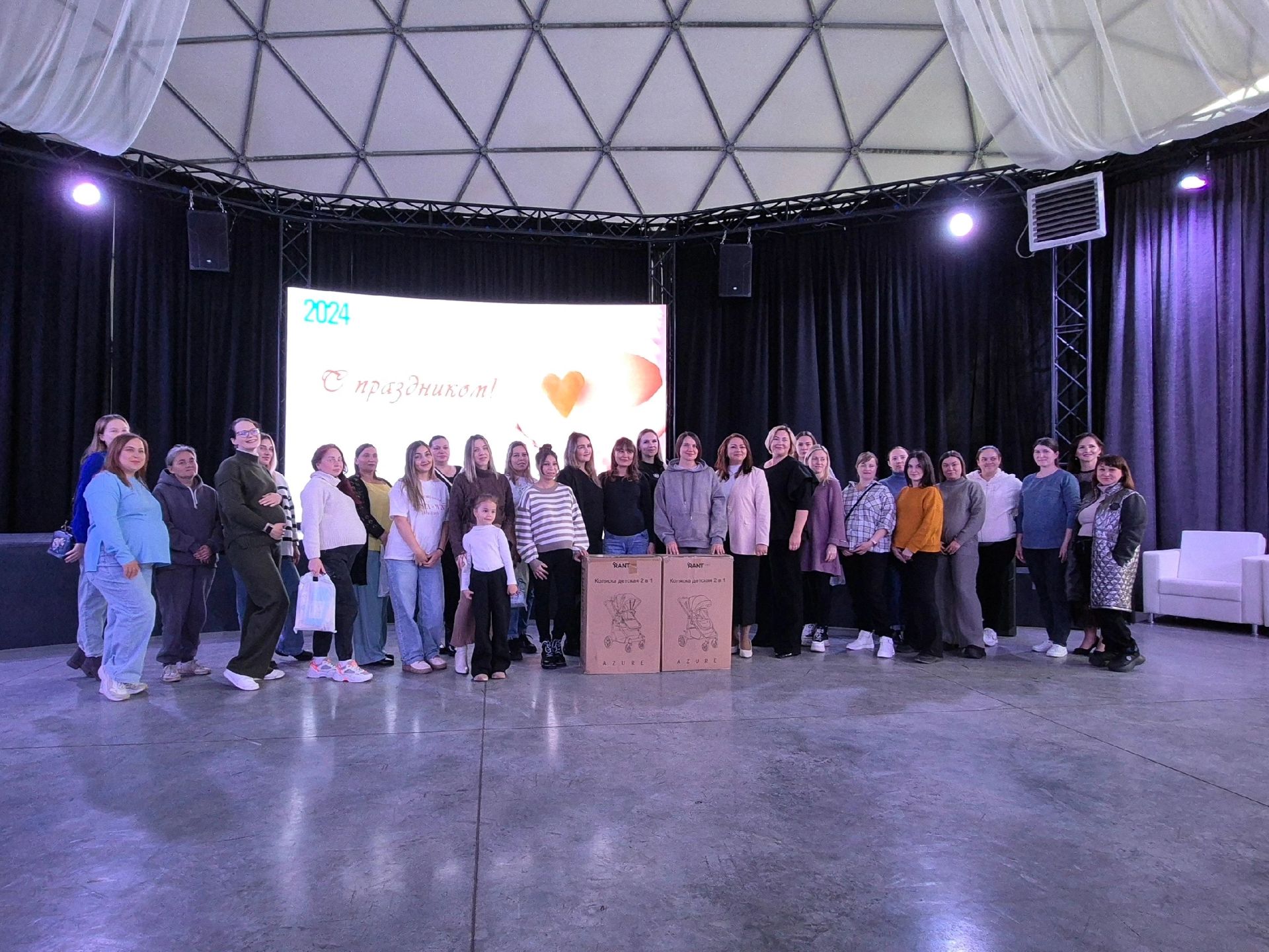 Всероссийский день беременных отметили в Менделеевске