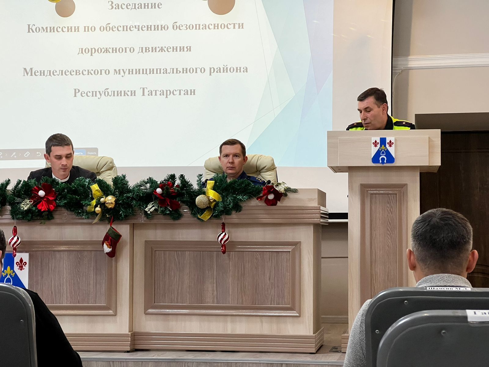 В Менделеевском районе обсудили безопасность дорожного движения