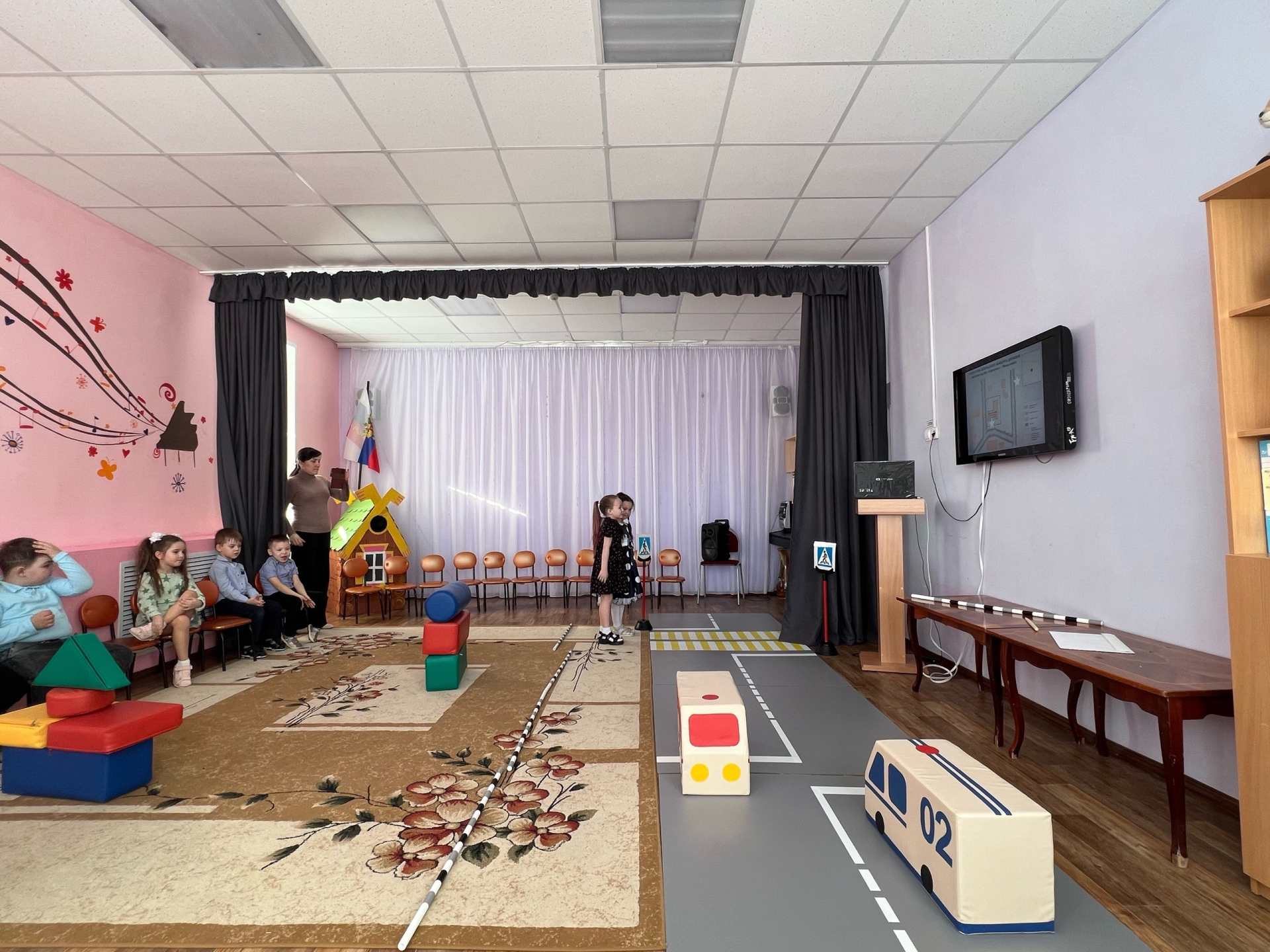 В детском саду «Светлячок» состоялась игровая форма обучения по ПДД