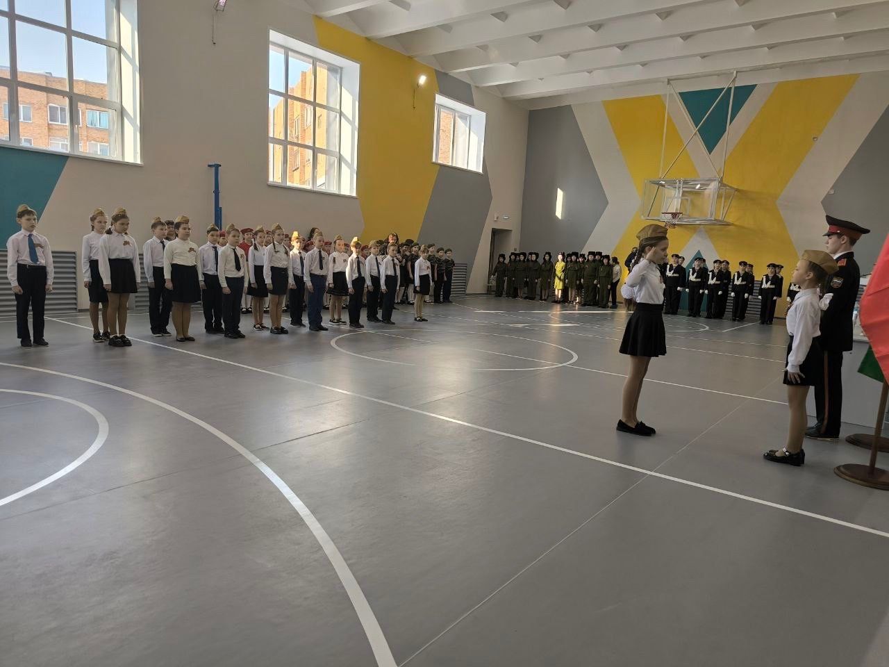 В татарской гимназии «Мирас» состоялся муниципальный конкурс «Смотр строя и песни»