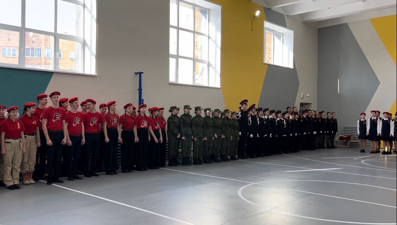 В татарской гимназии «Мирас» состоялся муниципальный конкурс «Смотр строя и песни»