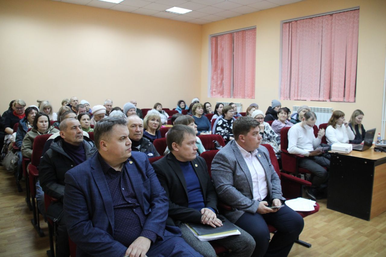 В завершении сходов в Менделеевске проведена встреча с жителями ТОС «Карповец»