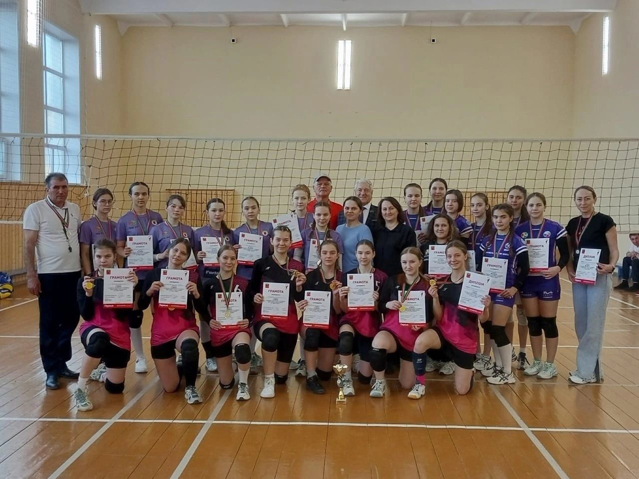 Волейболистки спортивной школы «Батыр» Менделеевска выиграли «Кубок Первых»