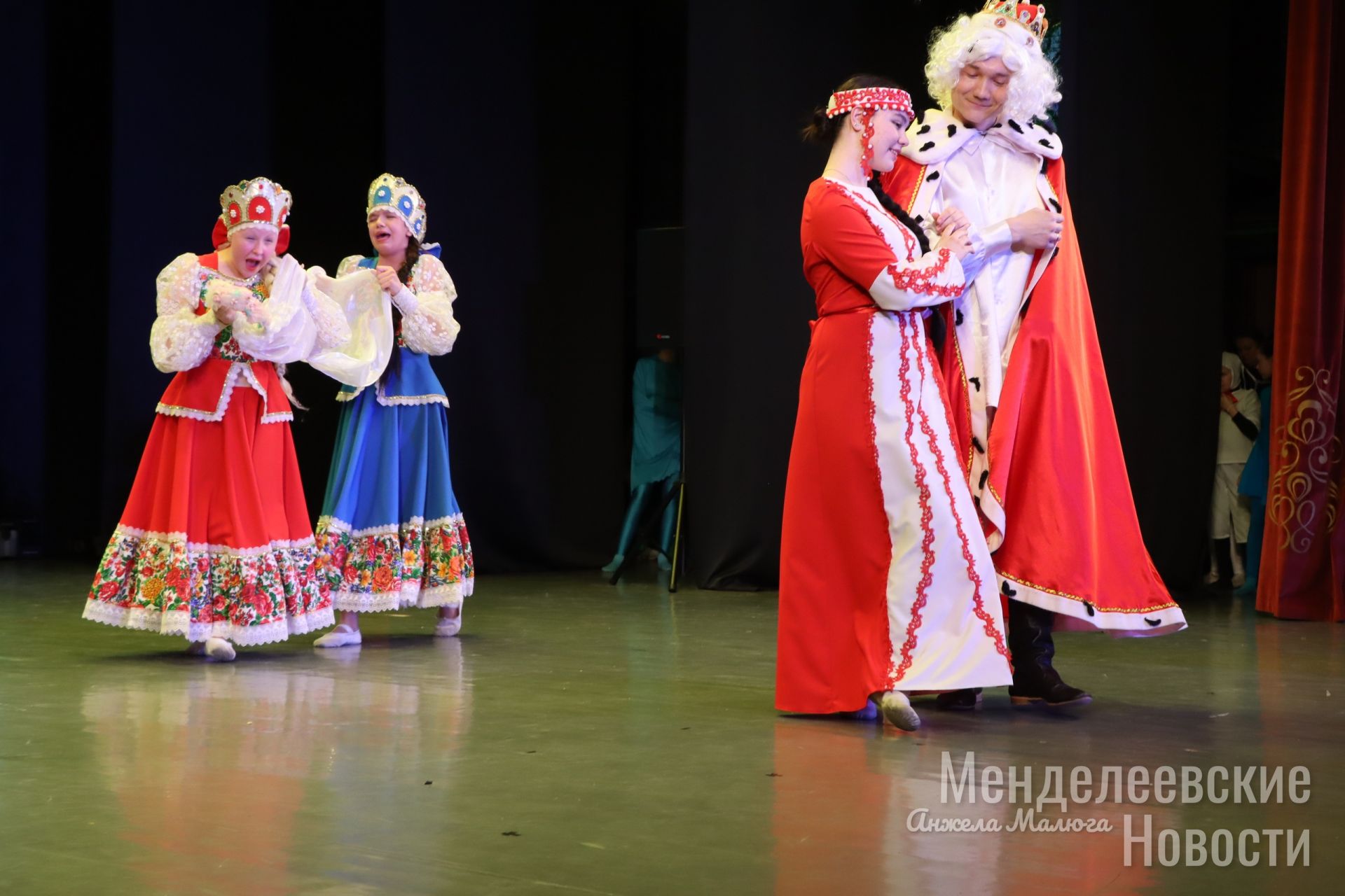 В Менделеевске музыкальный спектакль «Что за прелесть эти сказки» посмотрели более 250 зрителей