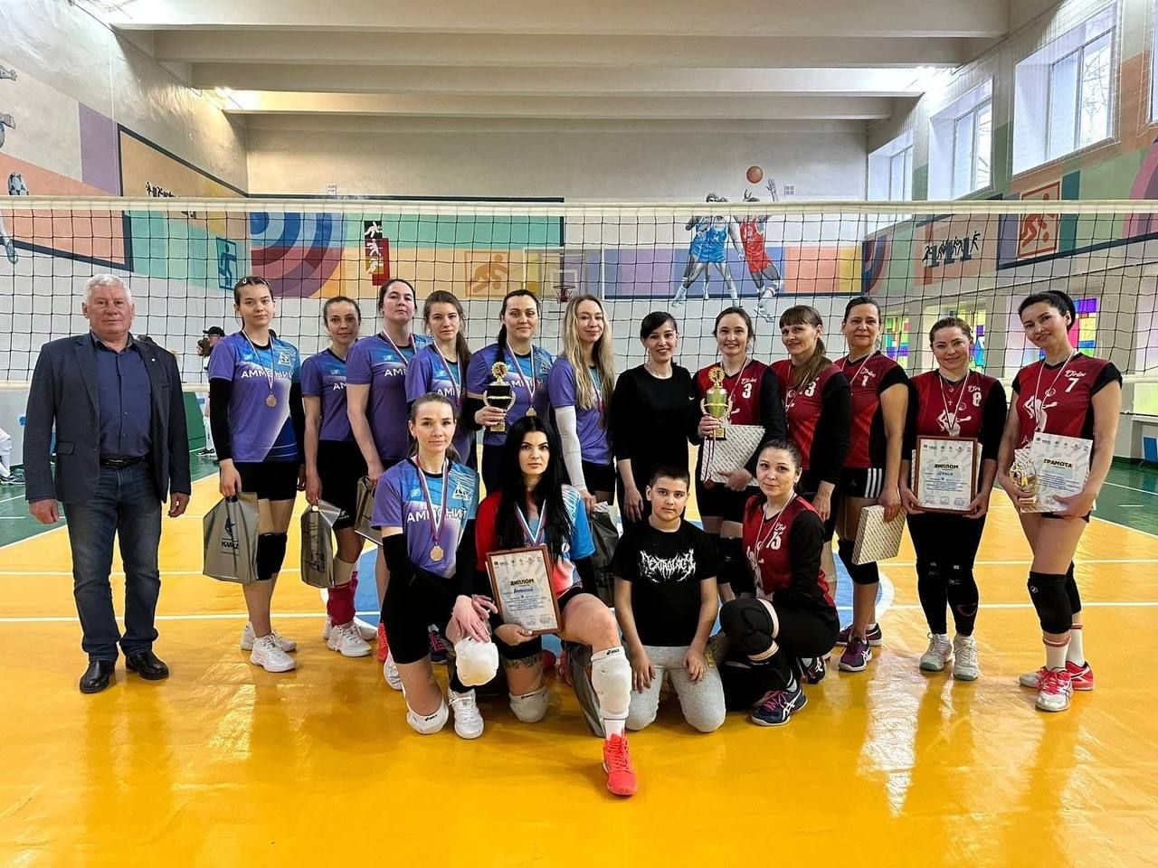 Команда «Аммоний» по женскому волейболу завоевали призовое место в чемпионате