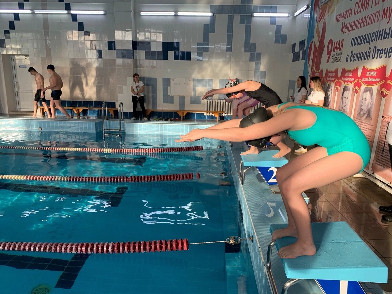 В оздоровительном комплексе «Нептун» провели соревнования среди детей, обучающихся плаванию