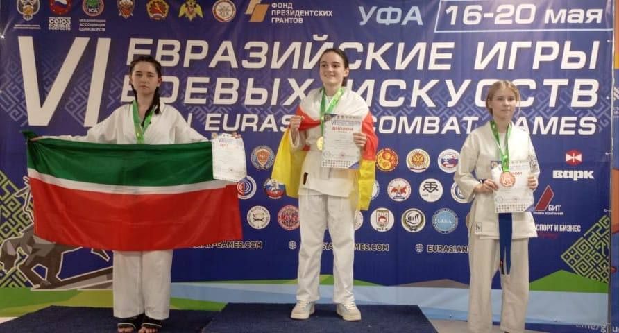 Спортсмены из Менделеевска завоевали девять медалей на играх боевых искусств в Уфе