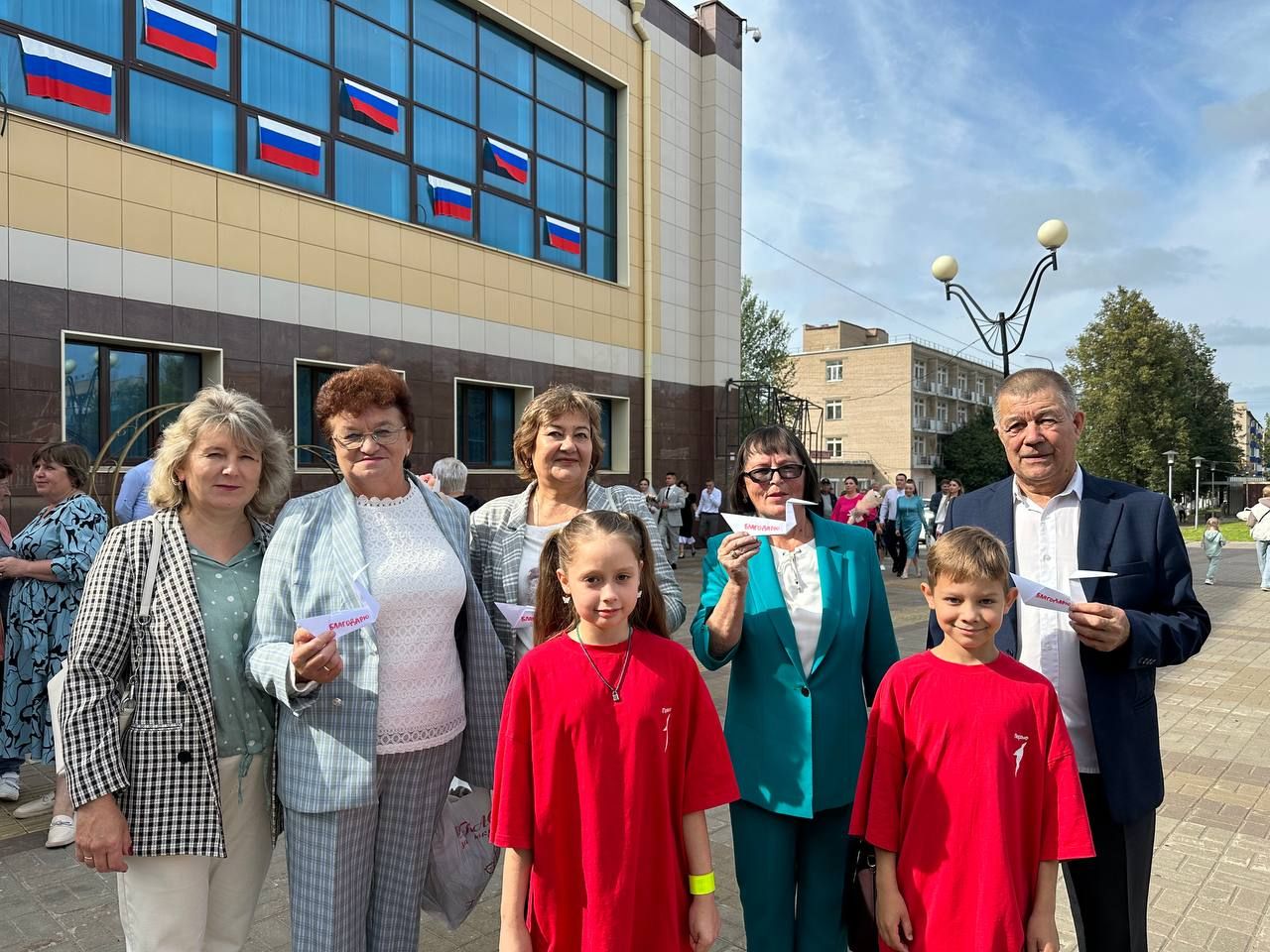 Первые вручали пеликанов в рамках акции #БЛАГОДАРЮ