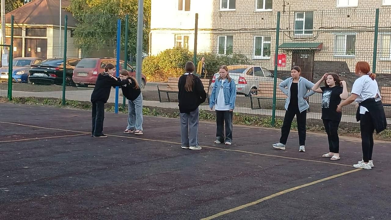В Менделеевске для детей была проведена увлекательная йога