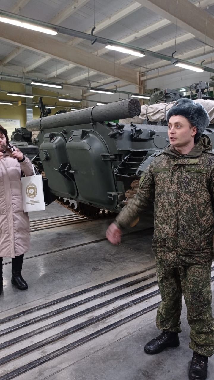Менделеевцы побывали на Дне открытых дверей в Казанском танковом училище