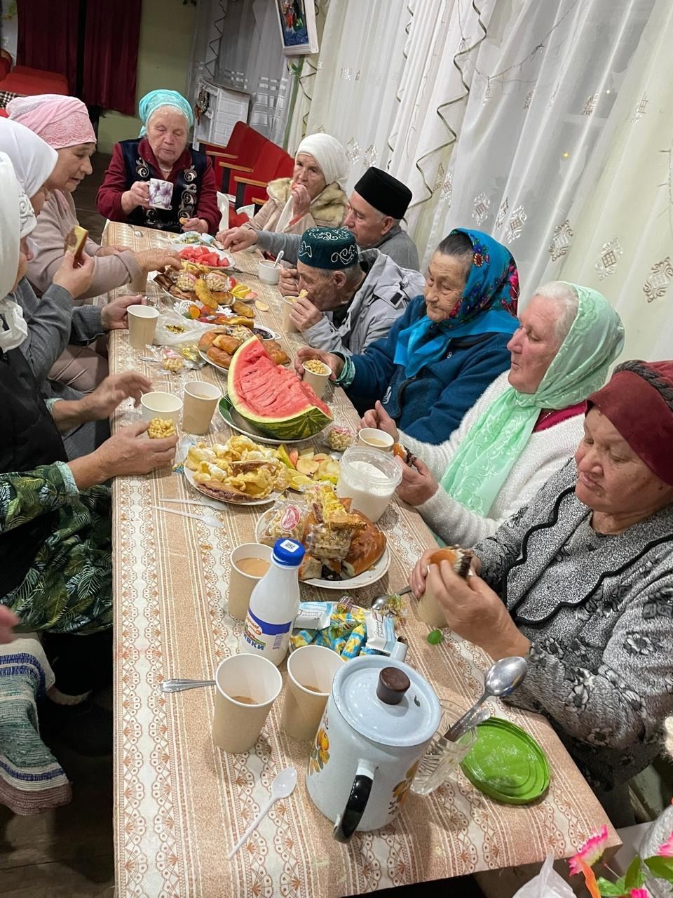 В заключительный день Декады пожилых людей в Татарско-Текашевском сельском клубе состоялось открытие клубного творческого сезона