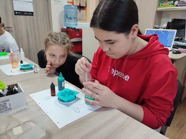 В Менделеевском приюте «Камские зори» устроили творческий праздник ко Дню отца