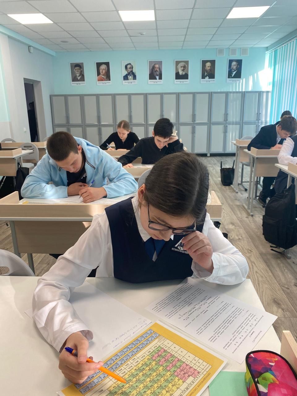 При поддержке АО «Аммоний» и руководства района в Менделеевске стартуют углубленные курсы по химии для старшеклассников