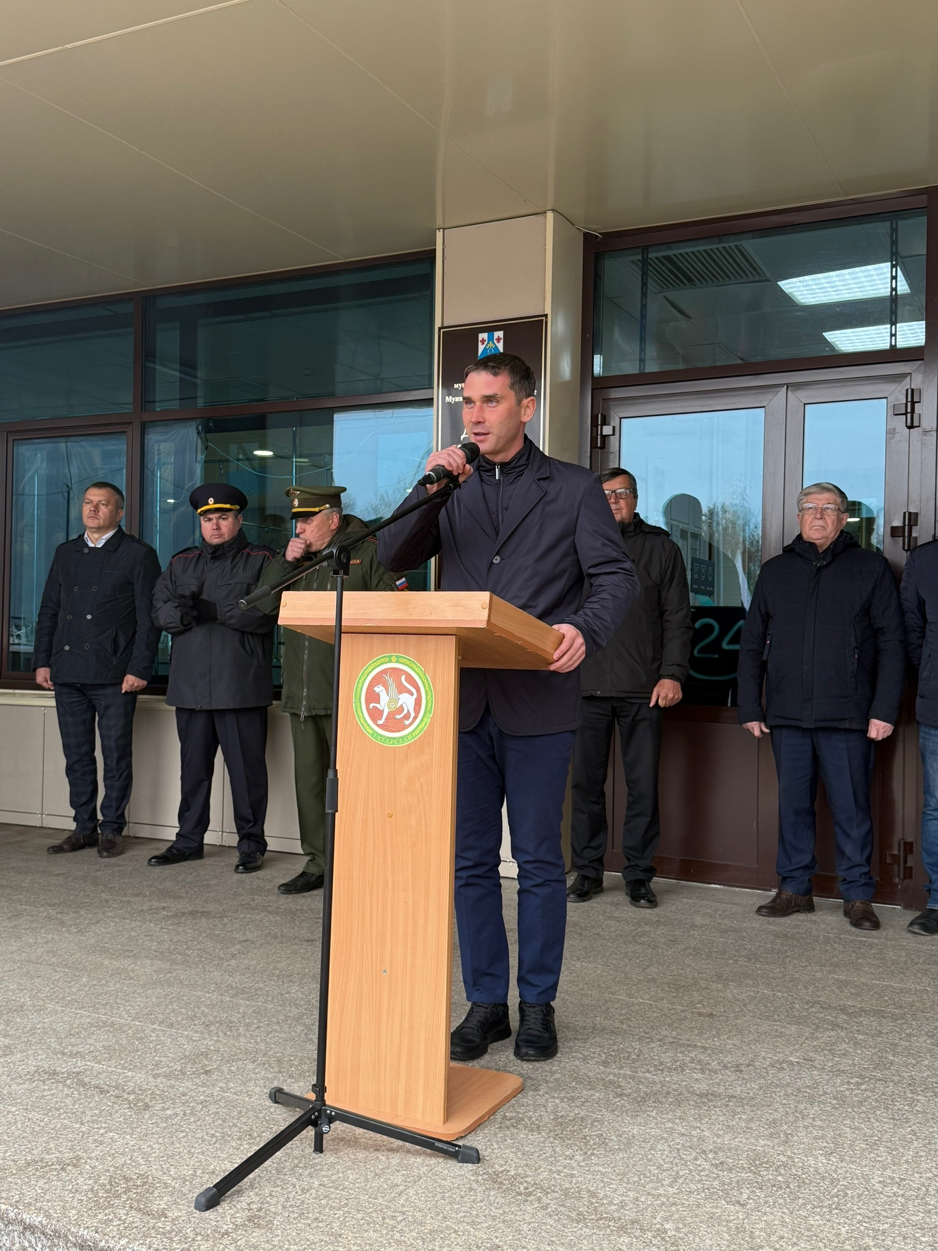 Более 20 тонн гуманитарного груза отправили из Менделеевска бойцам СВО