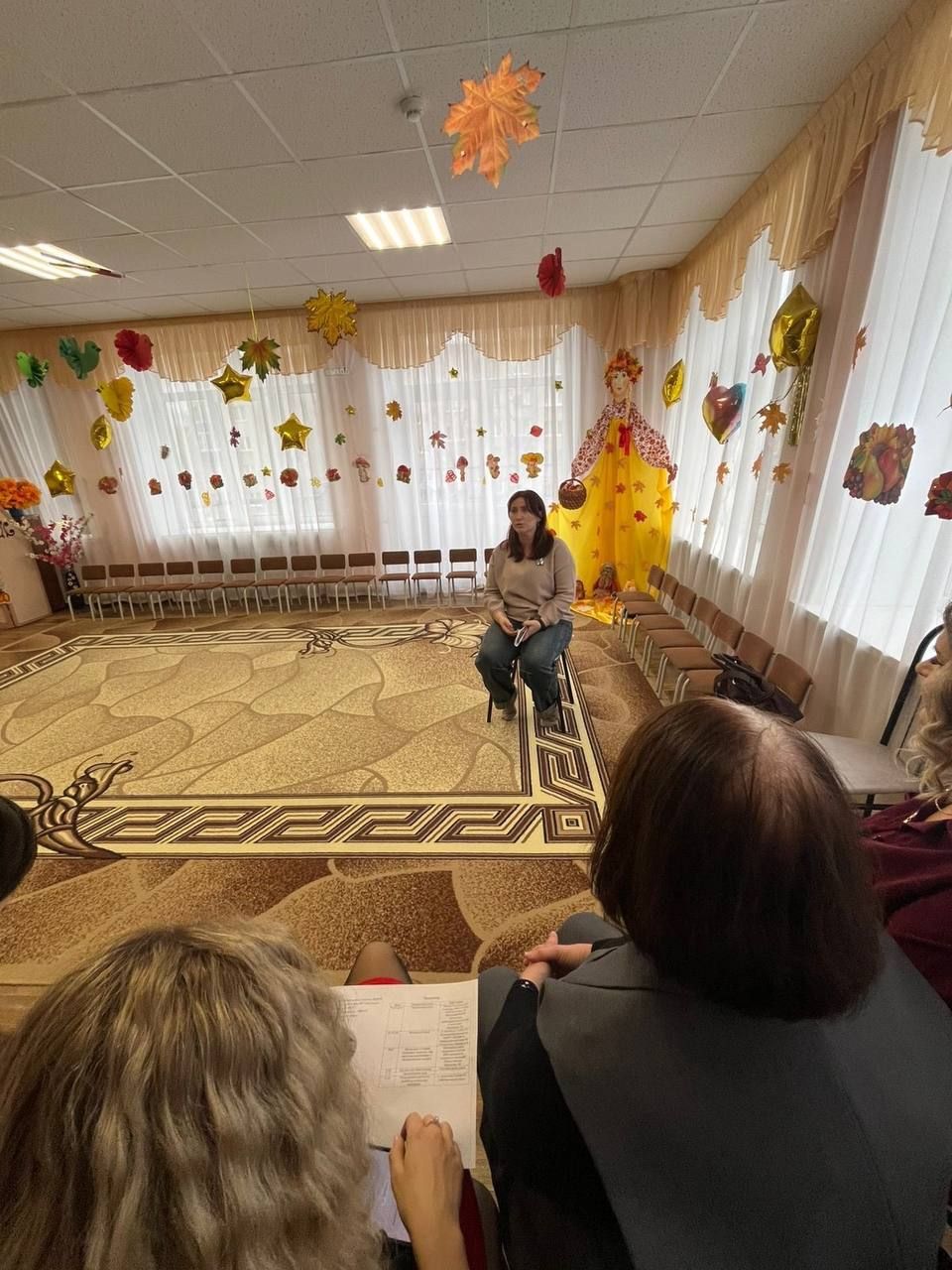 За кулисами театра: в детском саду «Сандугачым» Менделеевска проведён мастер-класс по театральному искусству