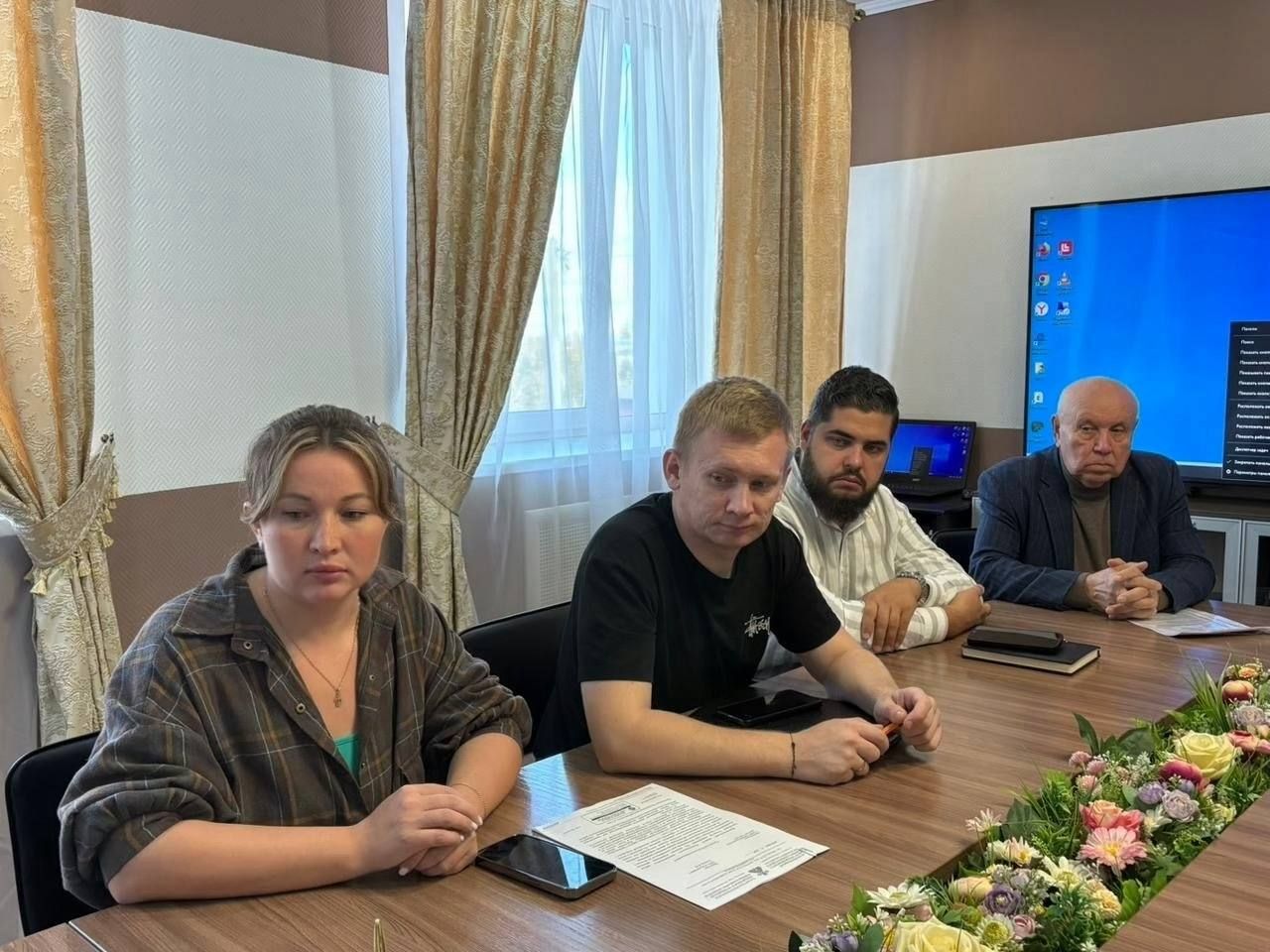 Вопросы эвакуации населения обсудили в администрации Менделеевского района