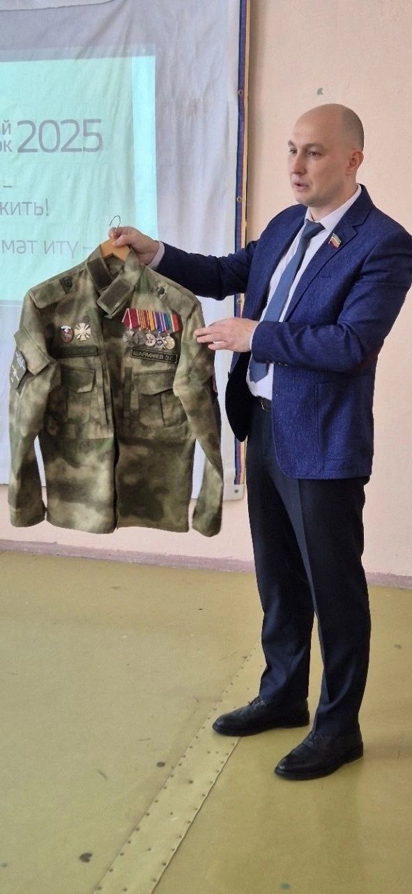 «Знак отличия»: депутат Шарафиев прокомментировал попадание в базу «Миротворца»