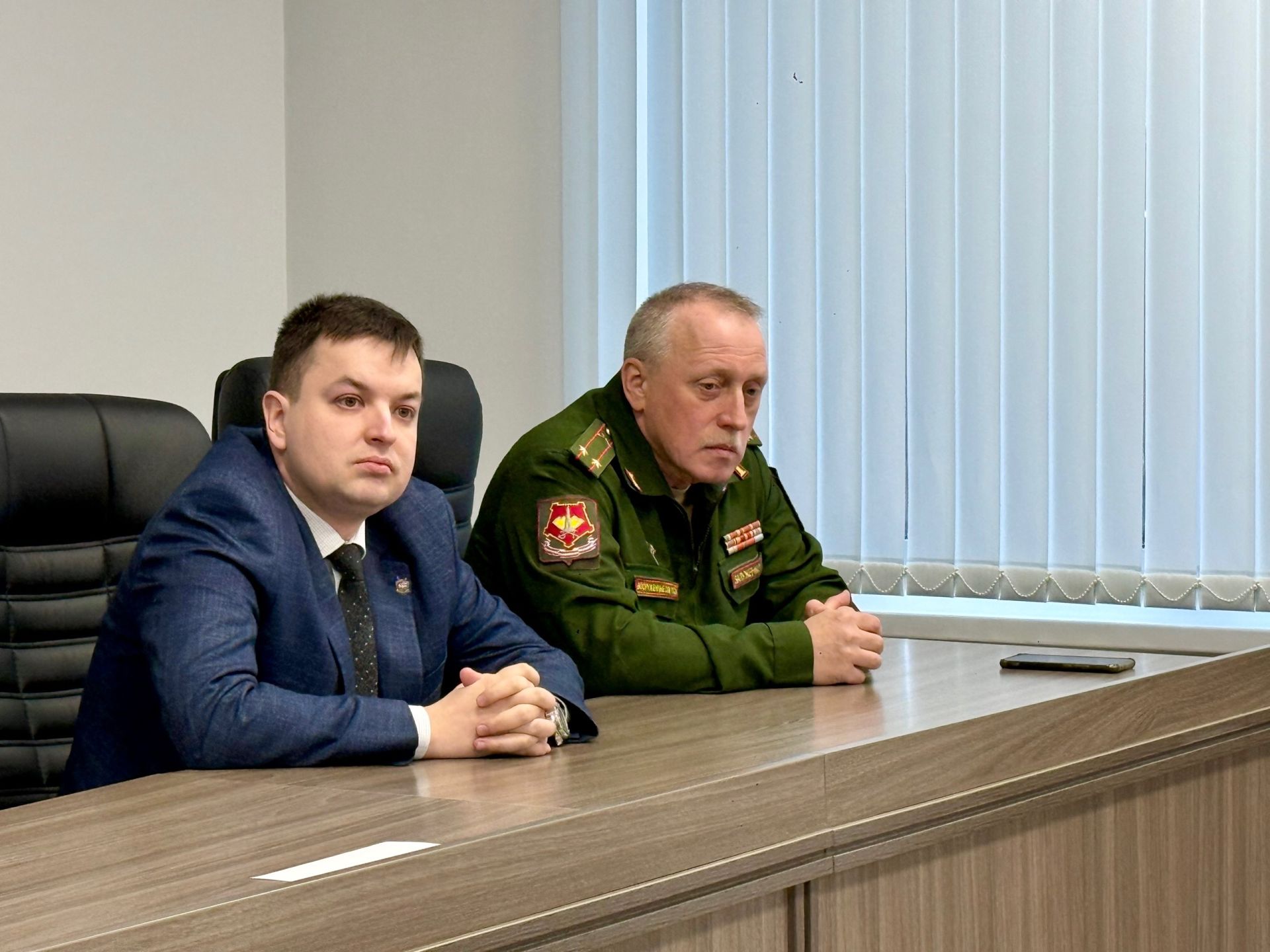 Сотрудников МВД Менделеевска поздравили с профессиональным праздником