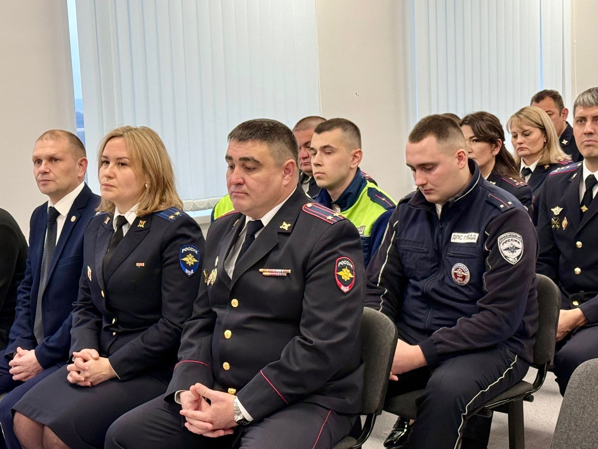 Сотрудников МВД Менделеевска поздравили с профессиональным праздником