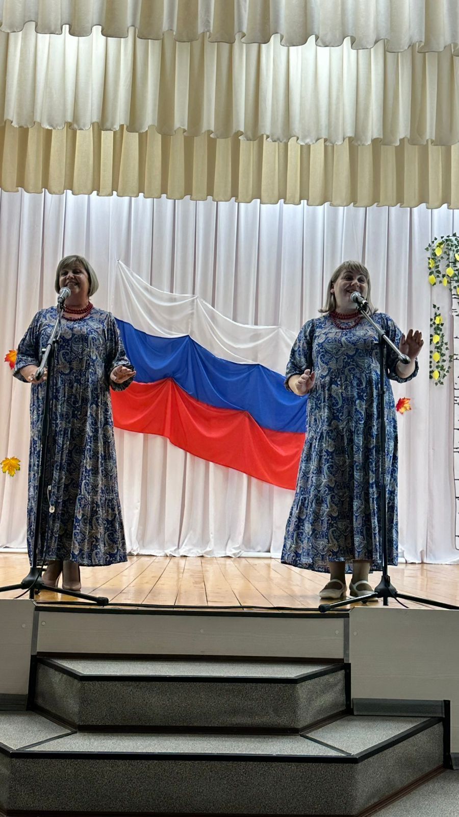 В Татарско-Челнинском СДК  артисты самодельных коллективов открыли   творческий сезон патриотической программой