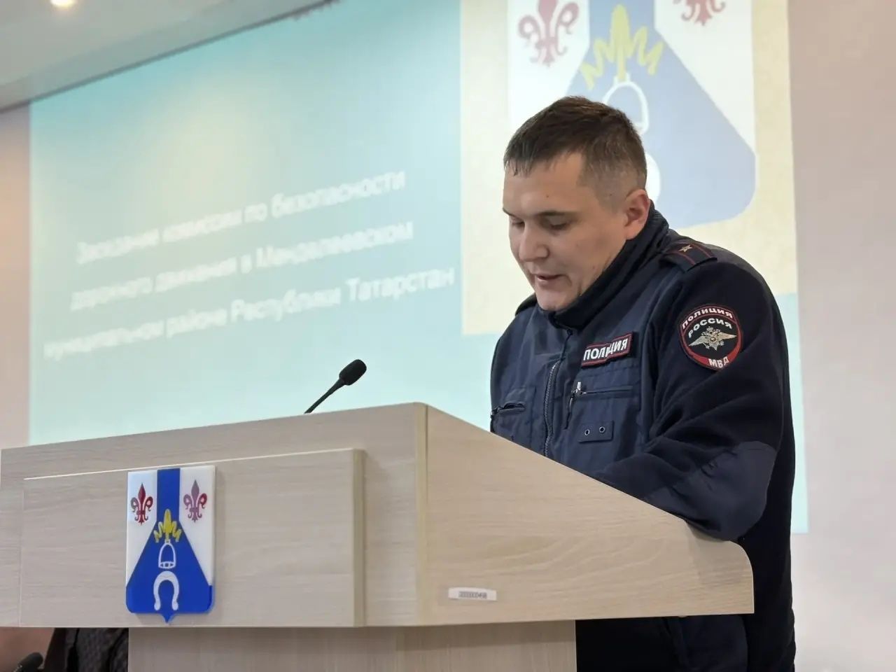 В Менделеевском районе обсудили актуальные вопросы дорожной безопасности и состояния дорог
