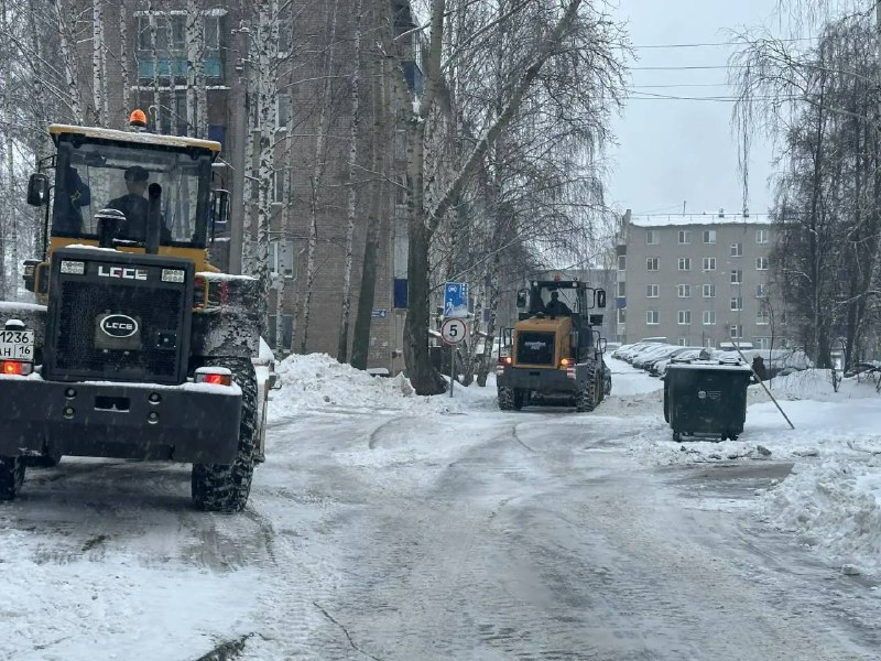 Снегоуборочная техника Менделеевска работает в усиленном режиме