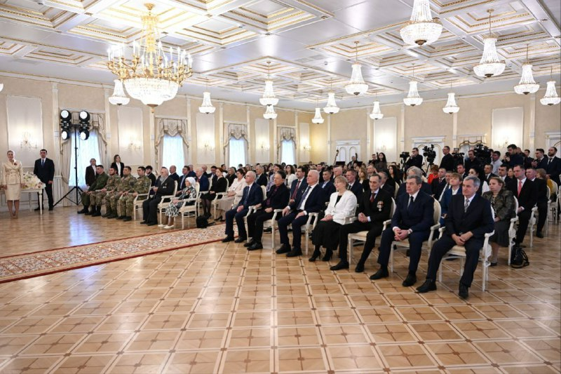 Менделеевскому военнослужащему Руслану Минхазову вручили государственную награду в Казанском Кремле