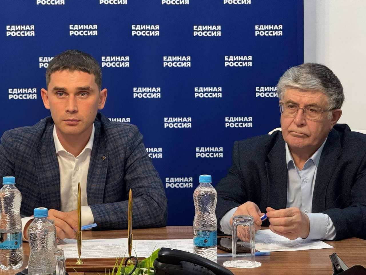 В Менделеевском районе обсудили ключевые вопросы ЖКХ и подготовку ко Дню Героев Отечества