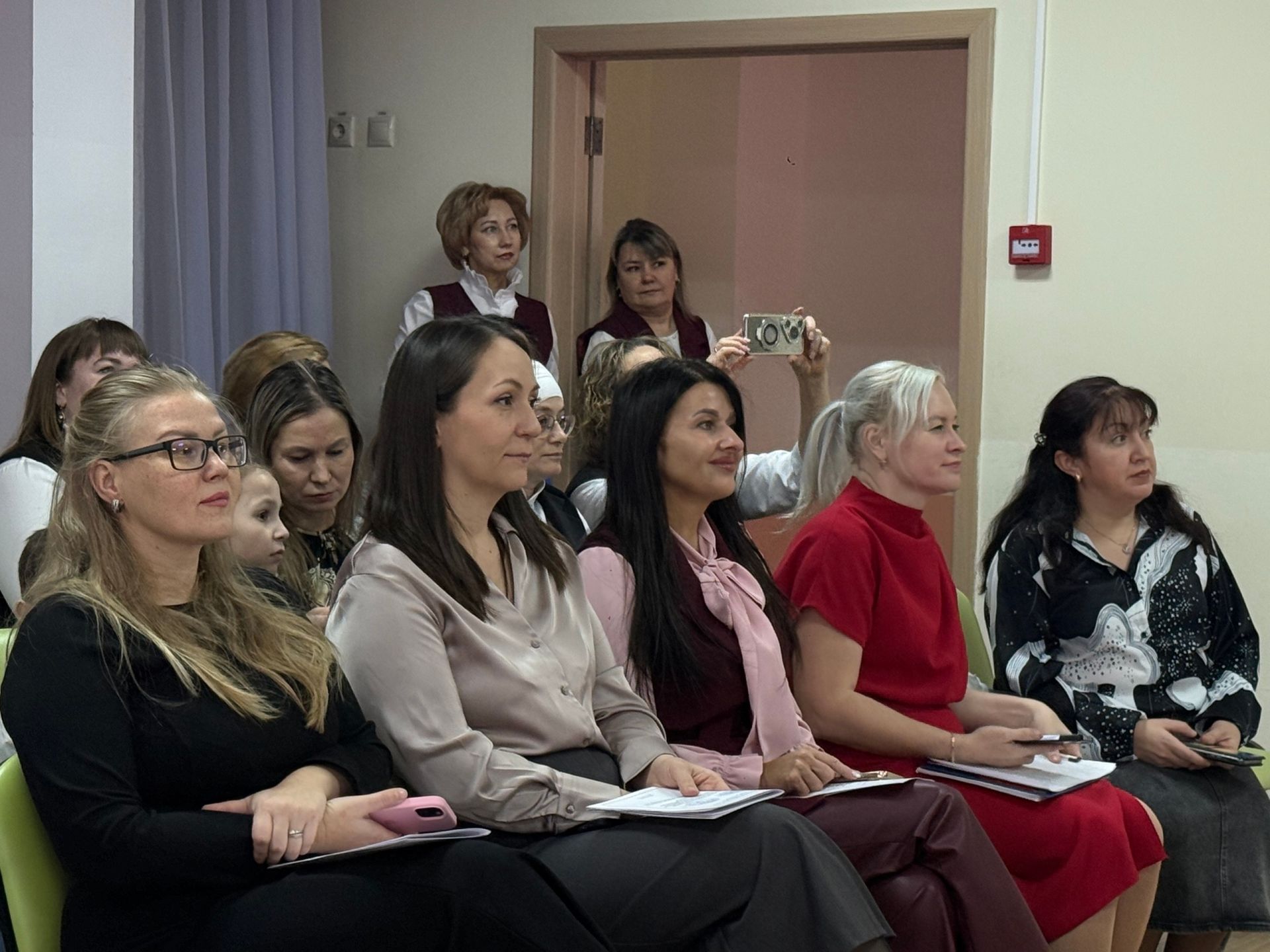 В Менделеевске прошёл республиканский семинар по профориентации дошкольников