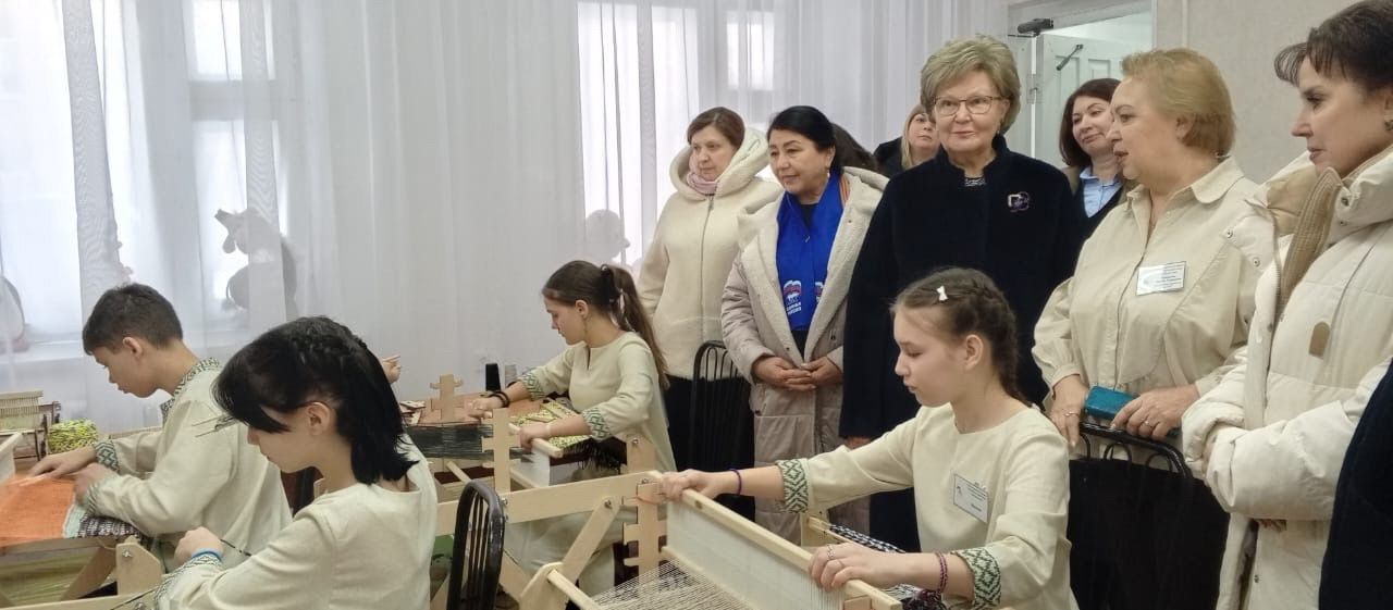 Татьяна Ларионова: Семейная гостиная в приюте «Камские зори» Менделеевска уютно оборудована