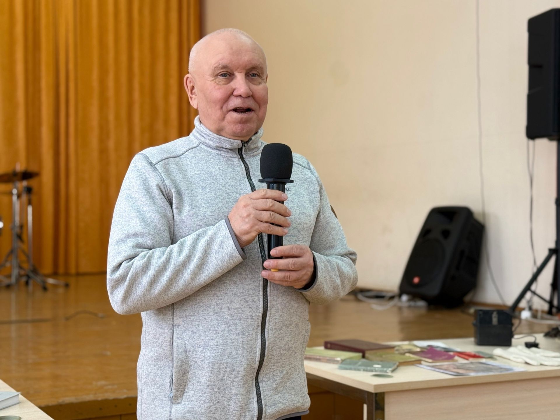 В школе №1 Менделеевска провели час поэзии, посвящённый дню рождения Мусы Джалиля