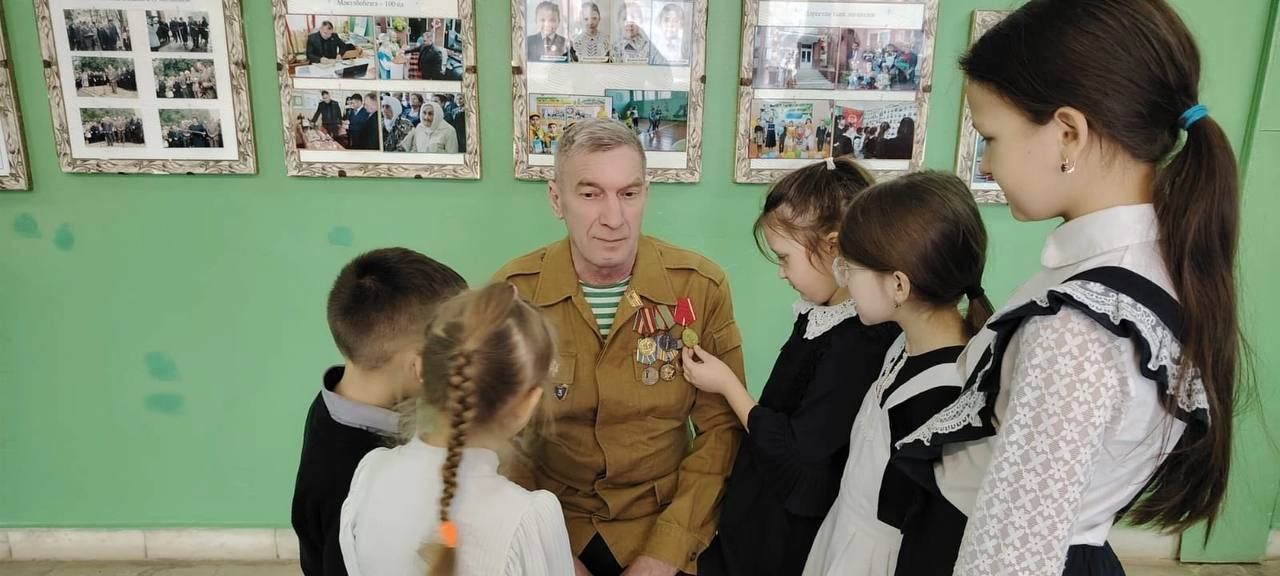 В Псеевской школе прошла встреча с участником афганской войны