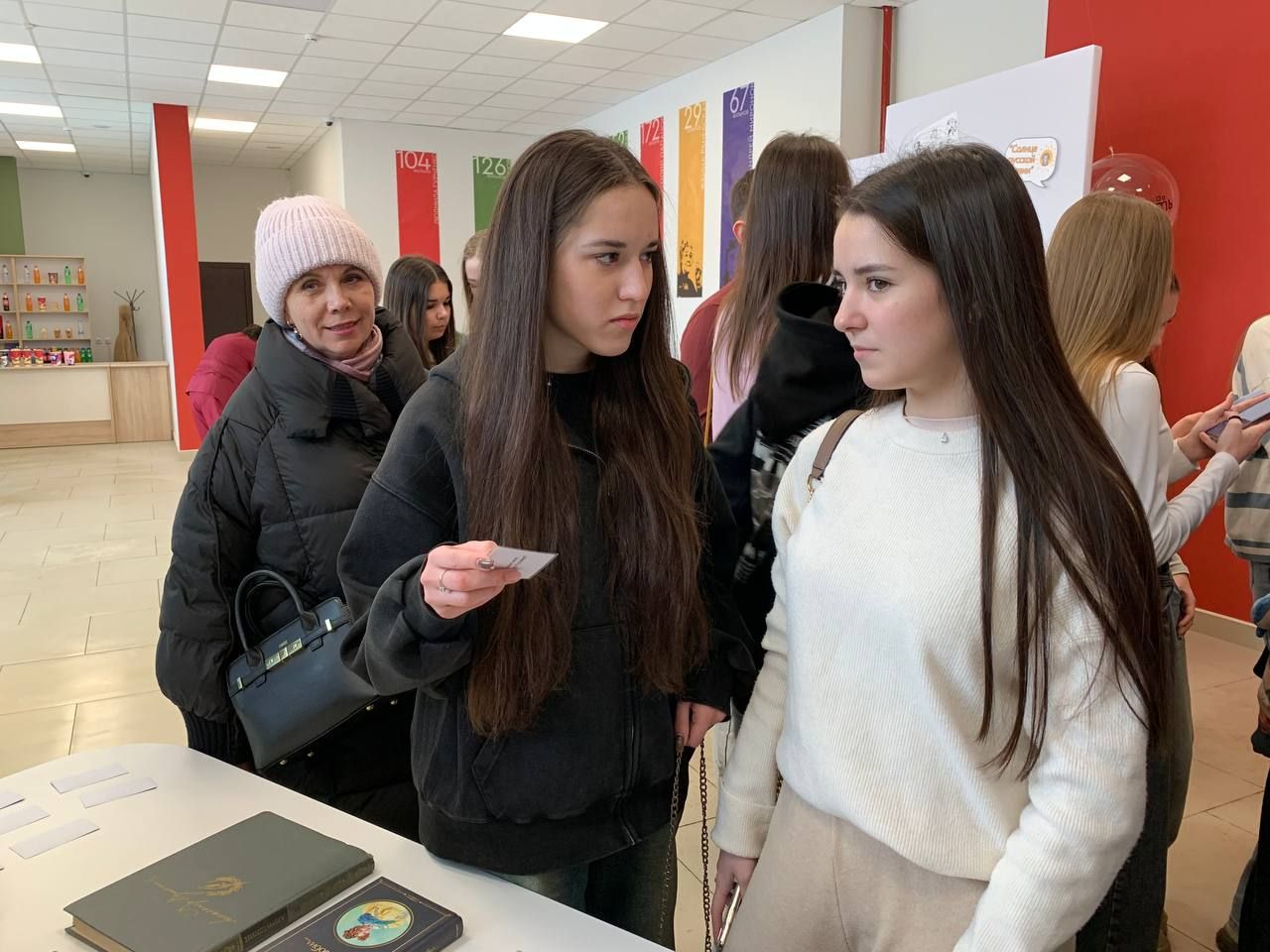 В кинотеатре «Юность» состоялась долгожданная премьера фильма «Пророк. История Александра Пушкина»