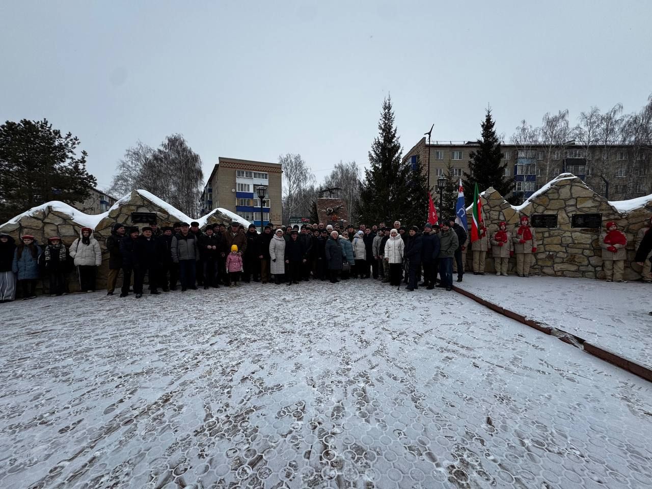 Менделеевск почтил память воинов, погибших в Афганистане и Чечне
