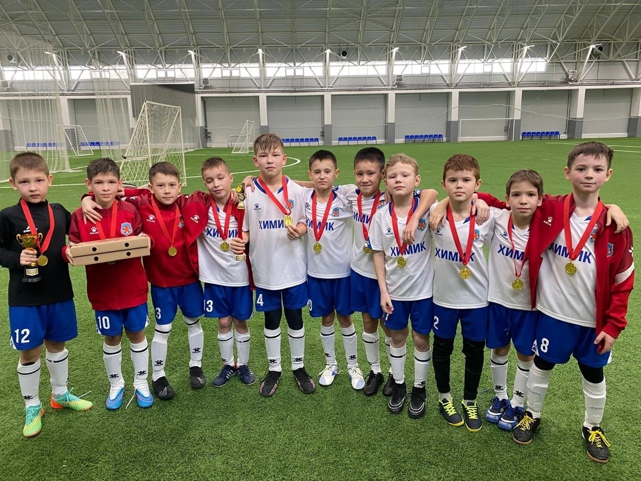 Футбольная команда «Химик» стала лучшей в однодневном турнире STROITEL CUP