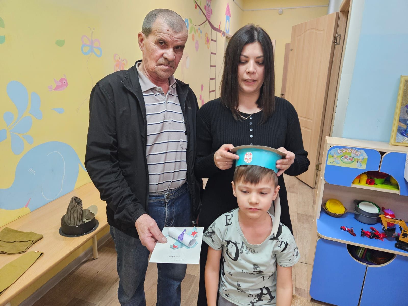В детском саде «Планета детства» прошел мастер-класс «Для Вас, защитники Отечества»