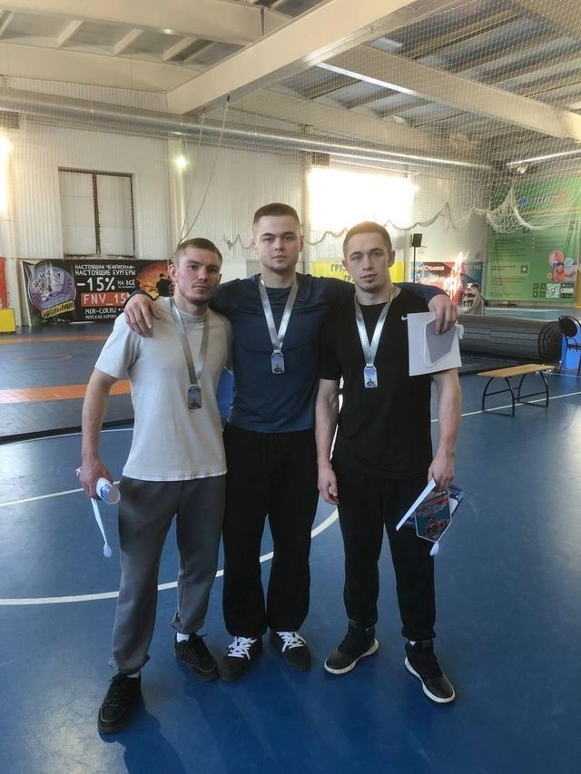 Менделеевец Тимур Зубрин завоевал право участвовать в Чемпионате России по вольной борьбе