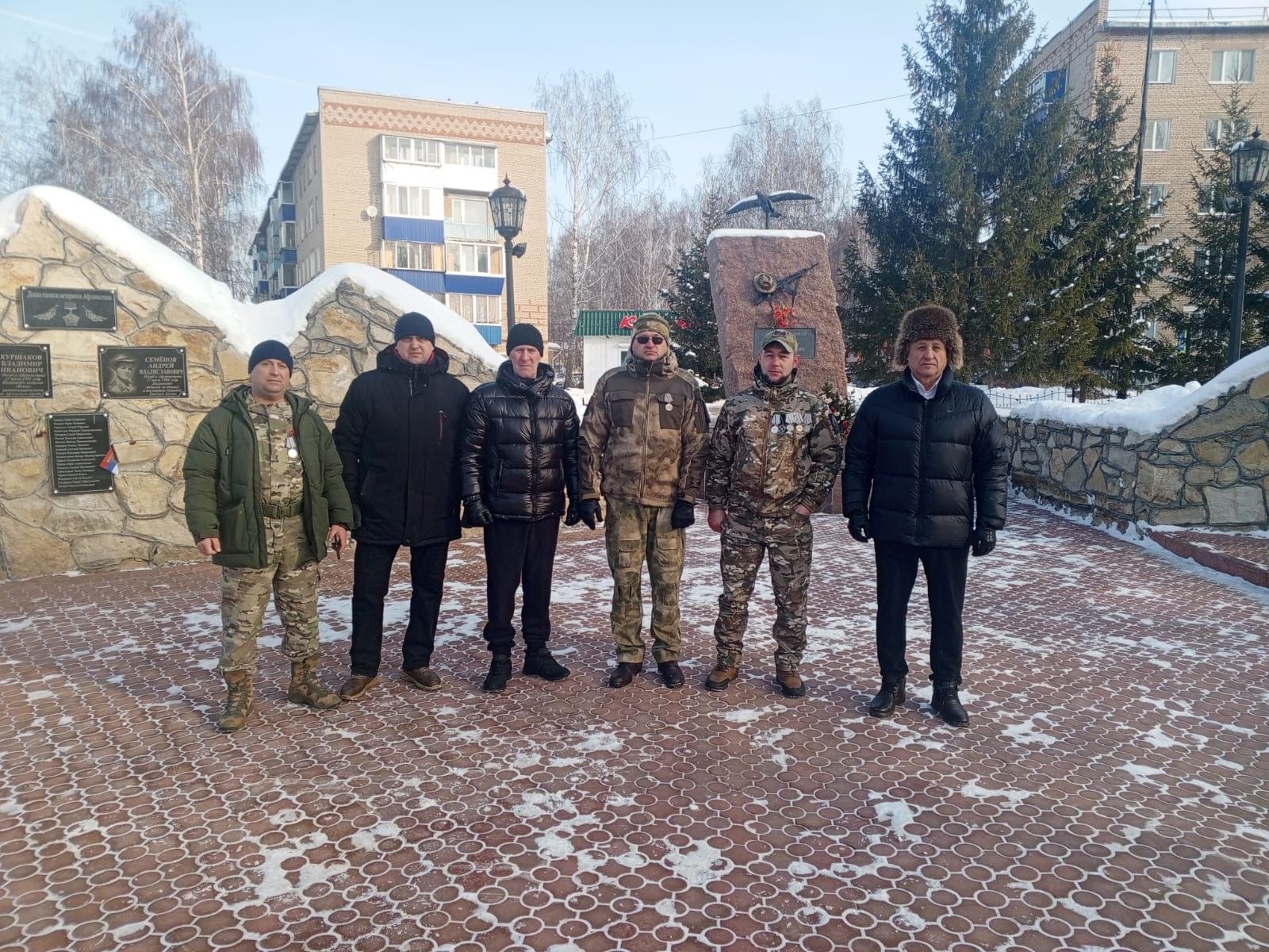 Ветераны СВО Менделеевска почтили память героев