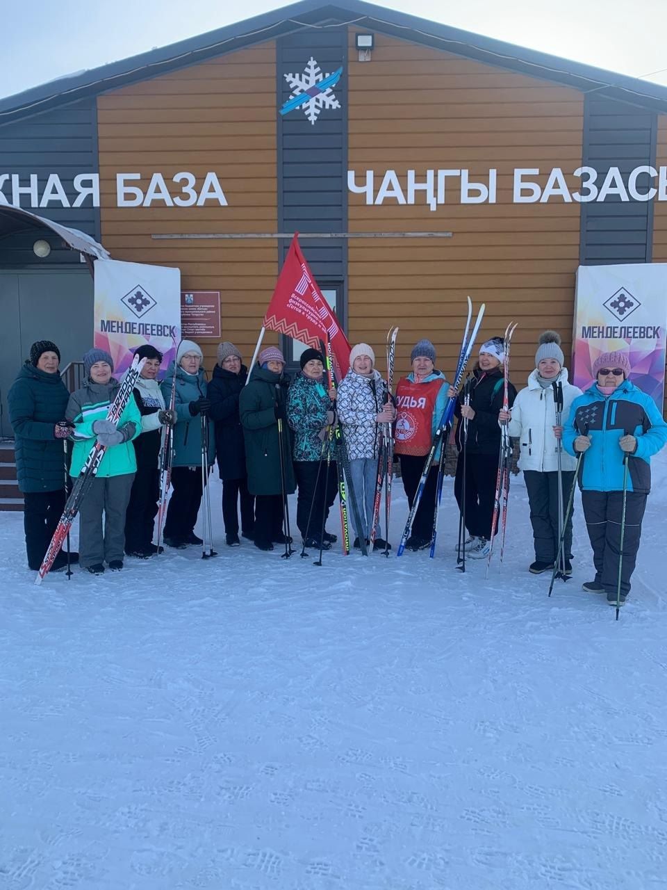 Активные бабушки Менделеевска покорили лыжню на фестивале ГТО