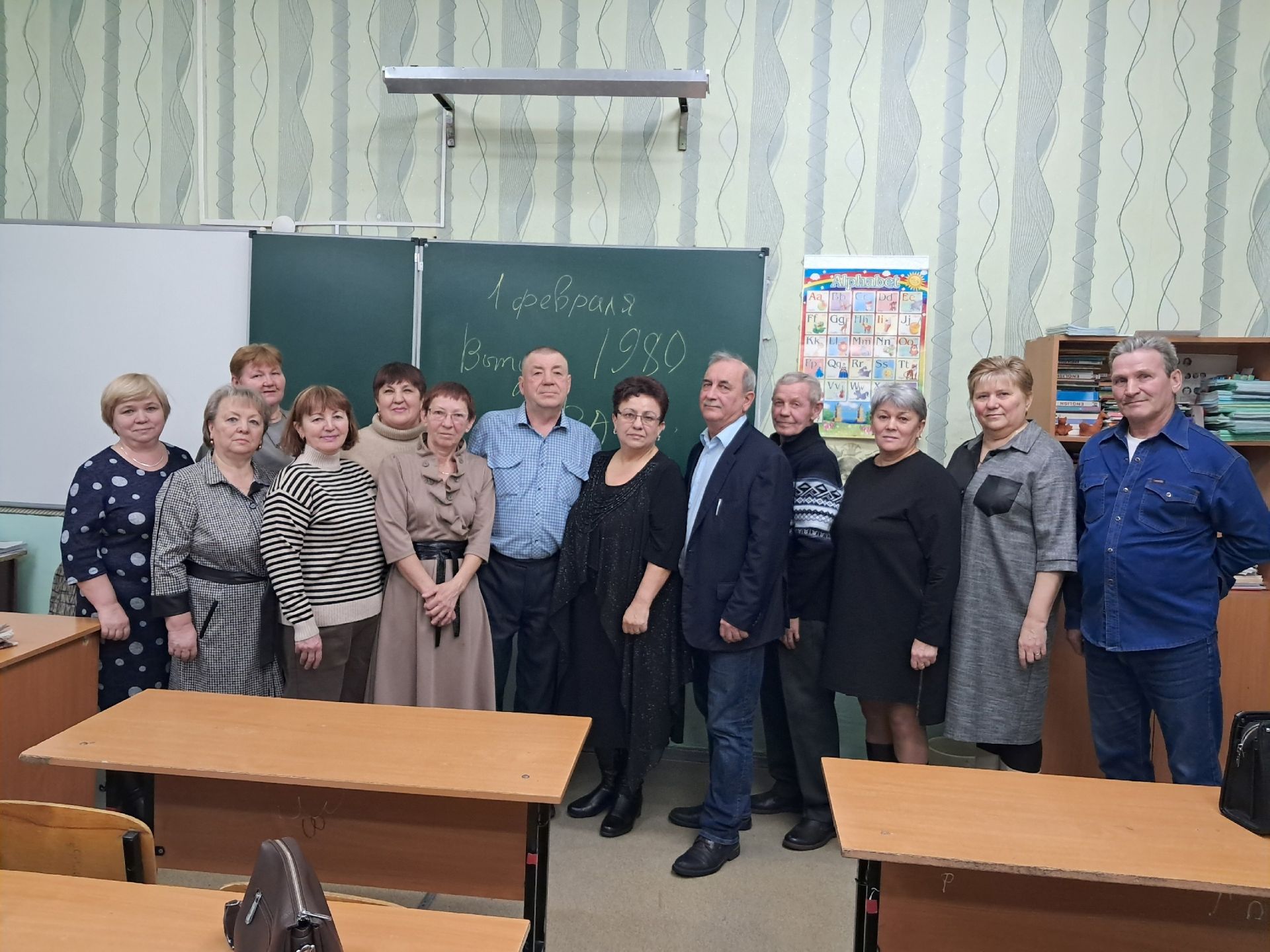 В СОШ № 4 Менделеевска состоялась встреча выпускников