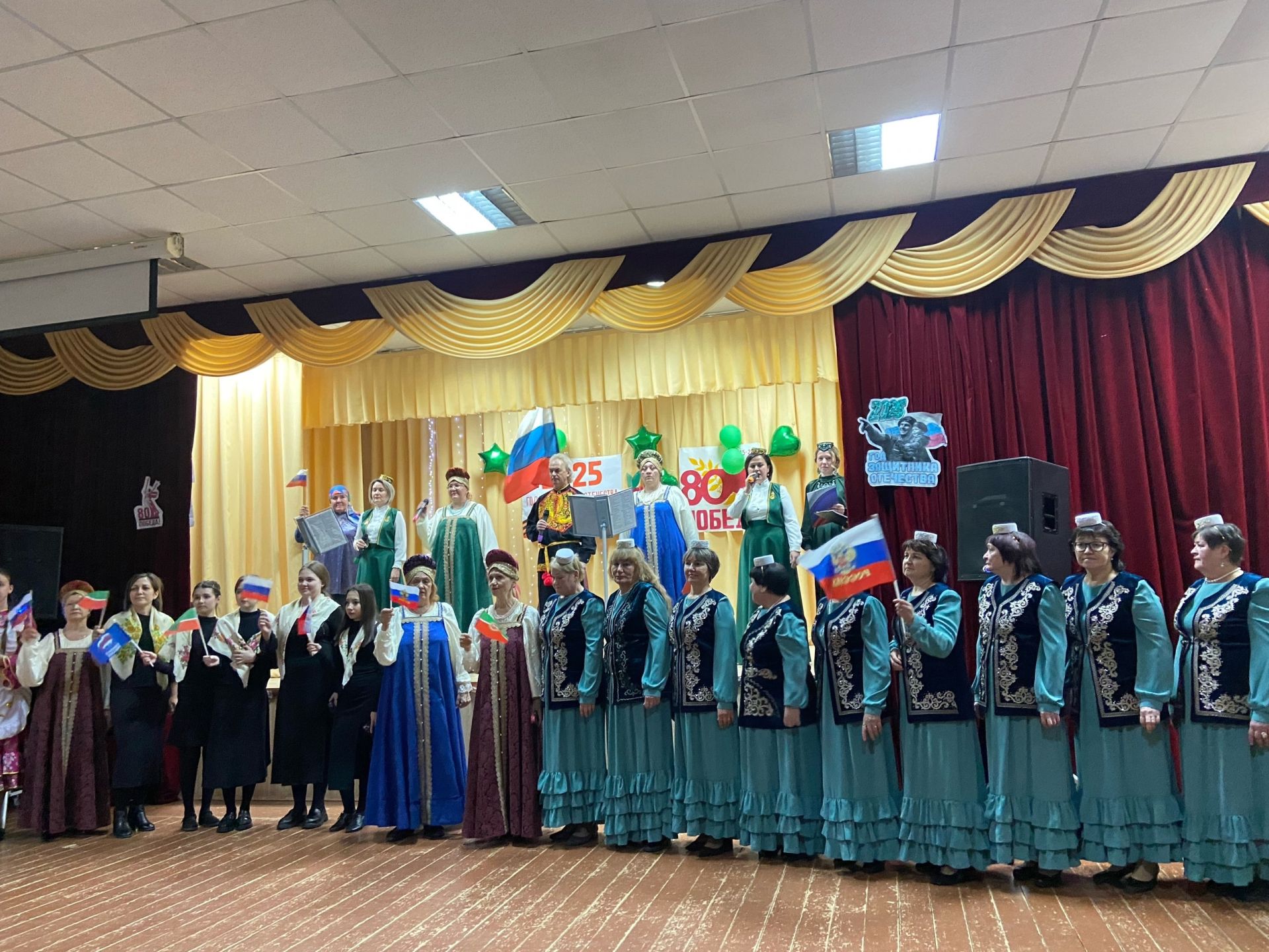 В Ижёвском СДК состоялся фестивальный концерт
