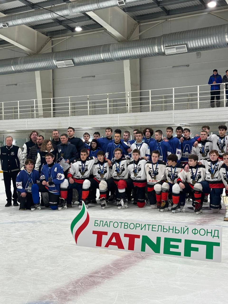 Менделеевские хоккеисты завоевали серебро на Первенстве Татарстана