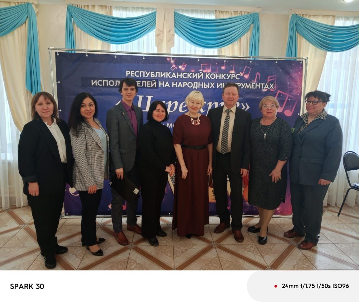 В Менделеевске прошёл конкурс исполнителей на народных инструментах «Шире круг»