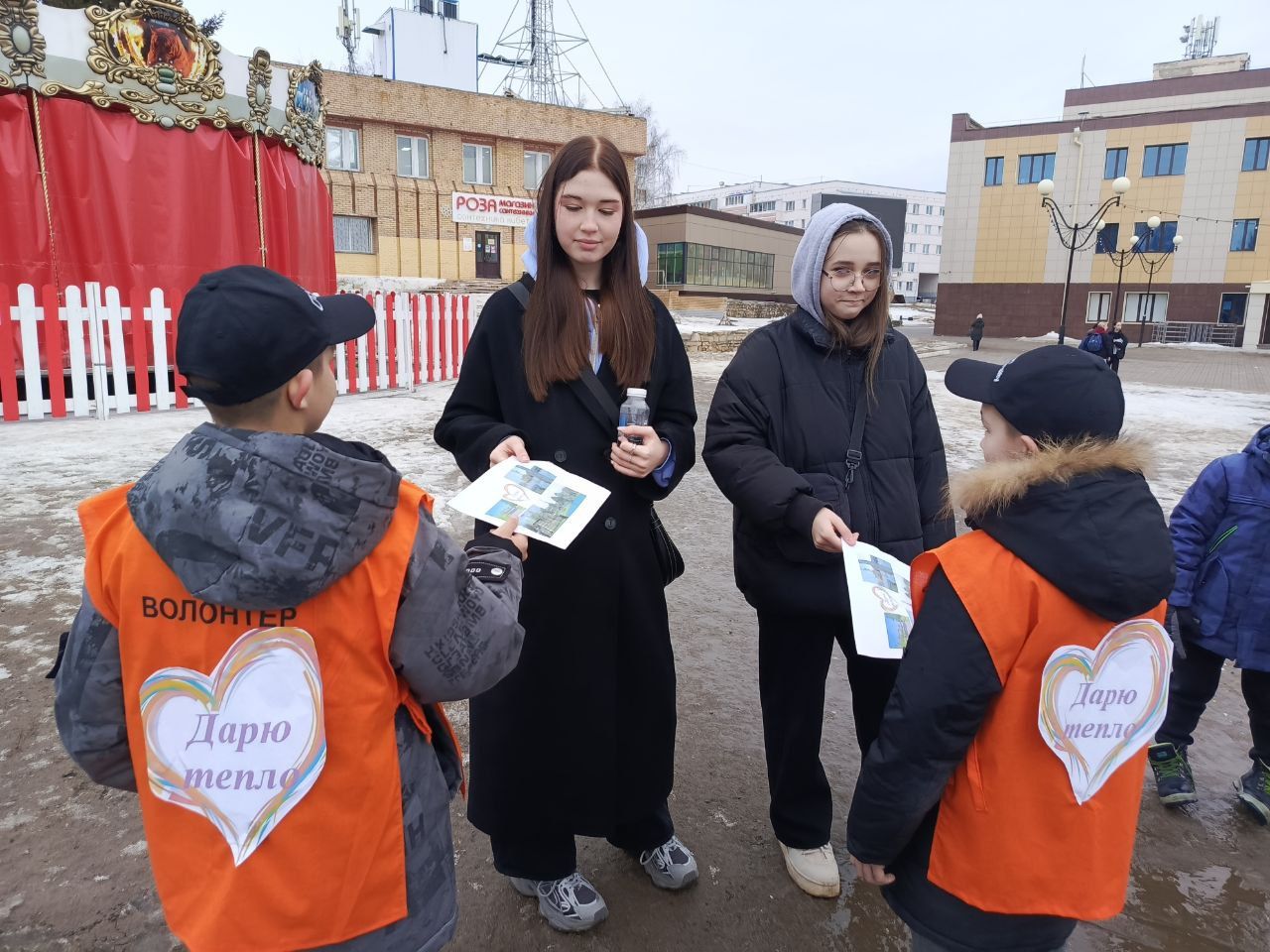 Волонтеры приюта «Камские зори» провели акцию в Менделеевске
