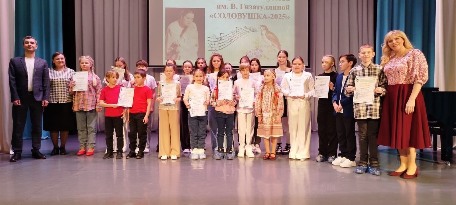 В Менделеевске прошел V Республиканский конкурс «Соловушка-2025» имени В. Гизатуллиной