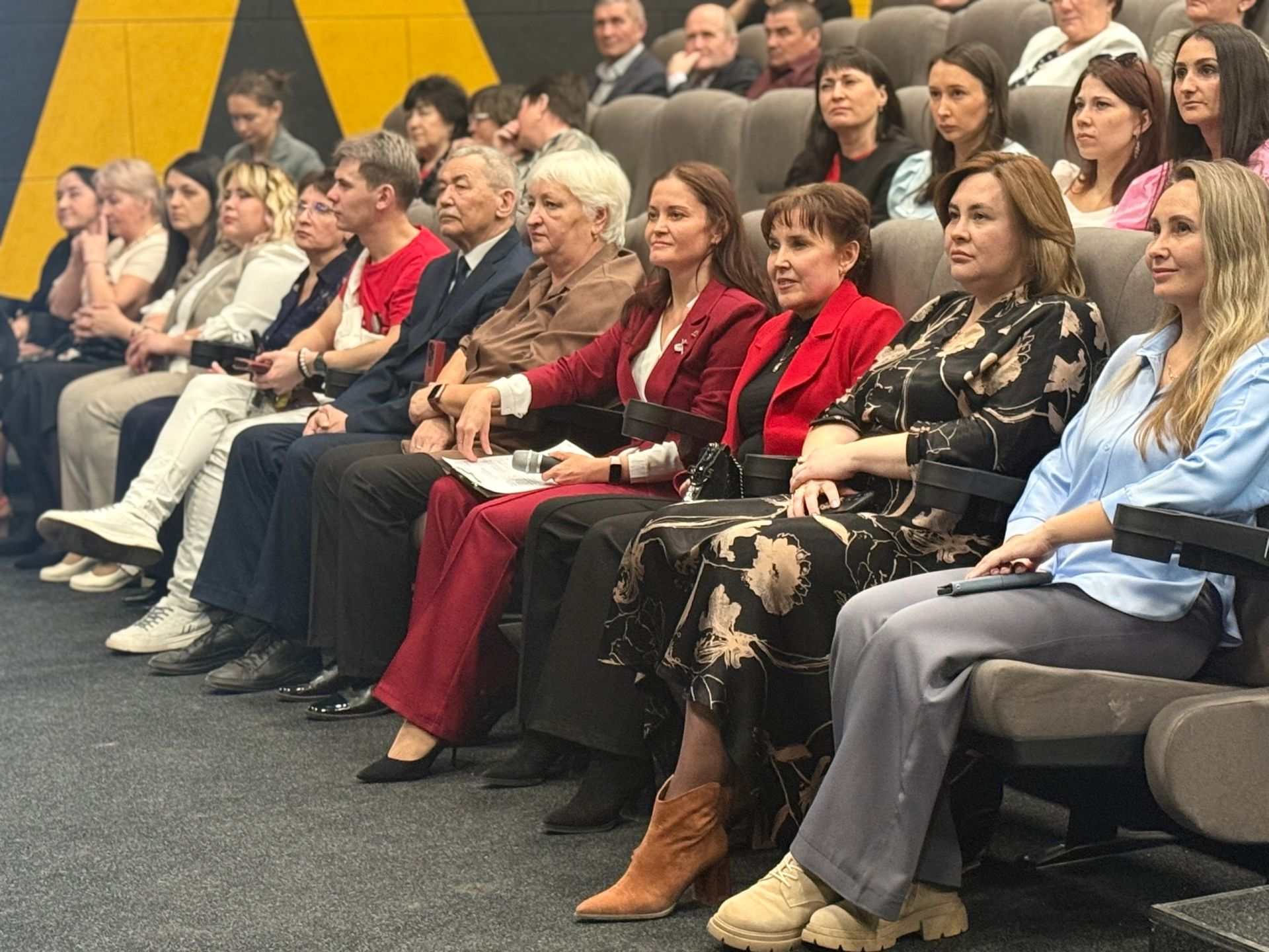 Работникам культуры Менделеевска посвятили праздничное мероприятие