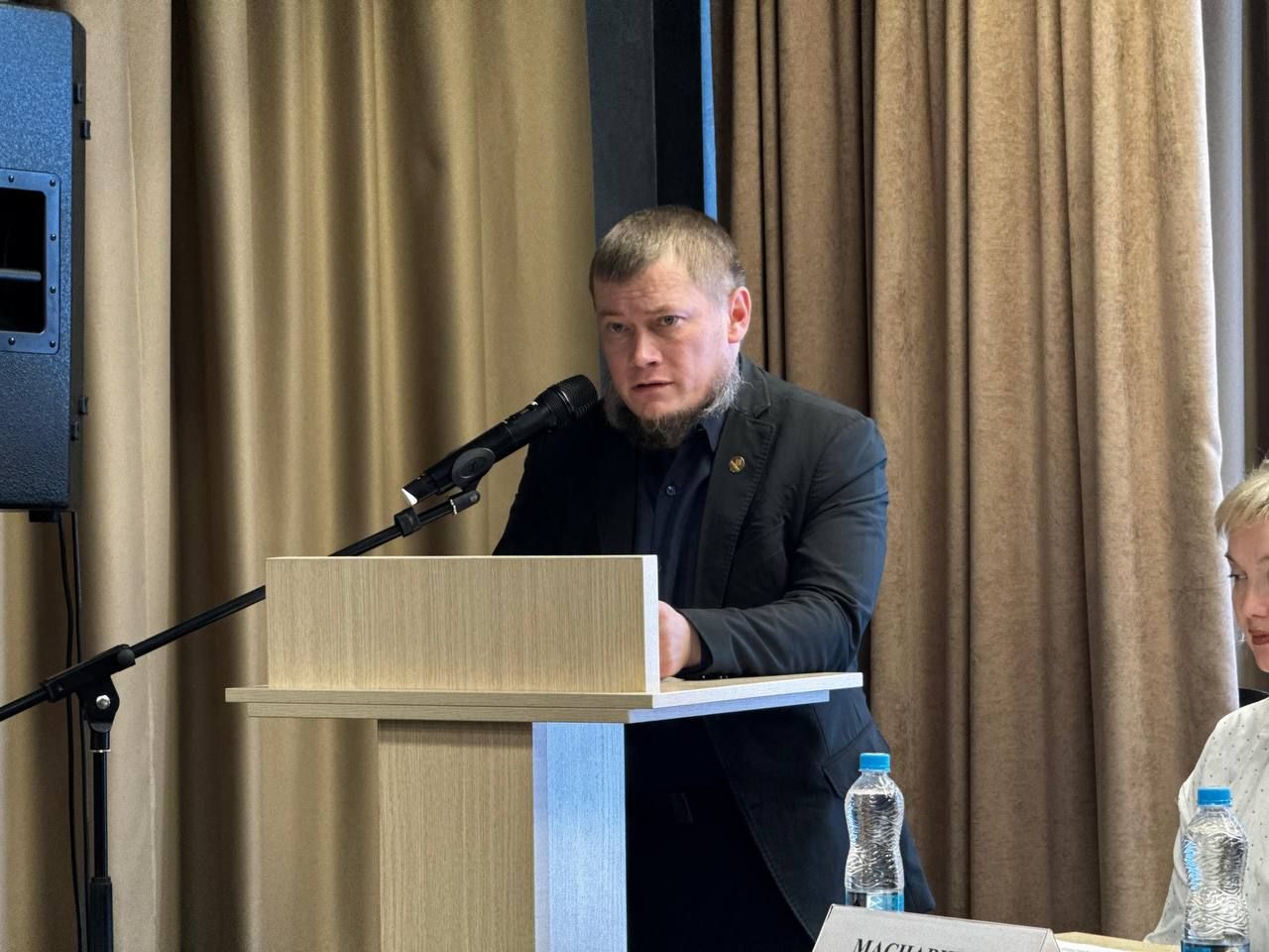 На сходе граждан в ТОС «Альфа» решали вопросы ЖКХ и благоустройства
